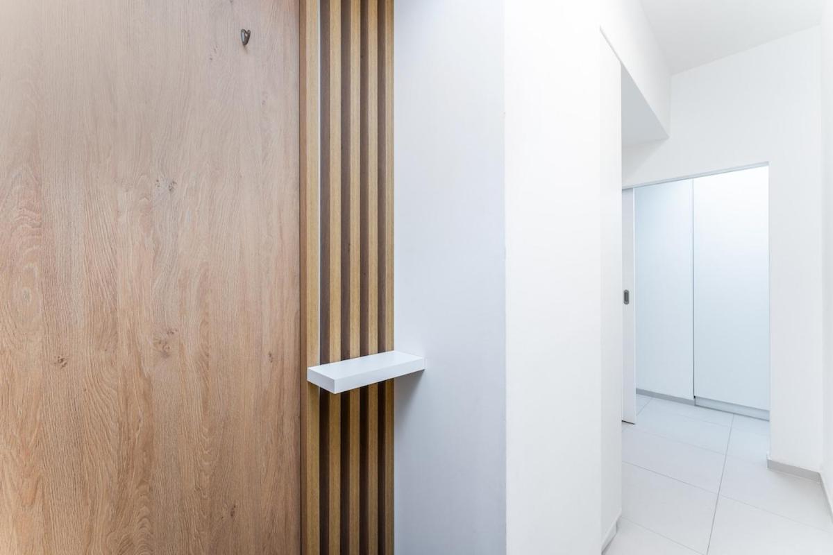 Charles Square Parking Apartment *